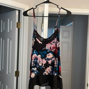Mason + McKenzie medium floral lace tank top